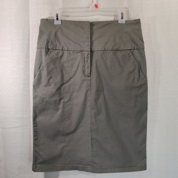 DKNYC olive green Woman's Skirt Sz10 - Picture 1 of 9